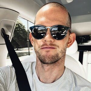 Meet your Posher, Keven